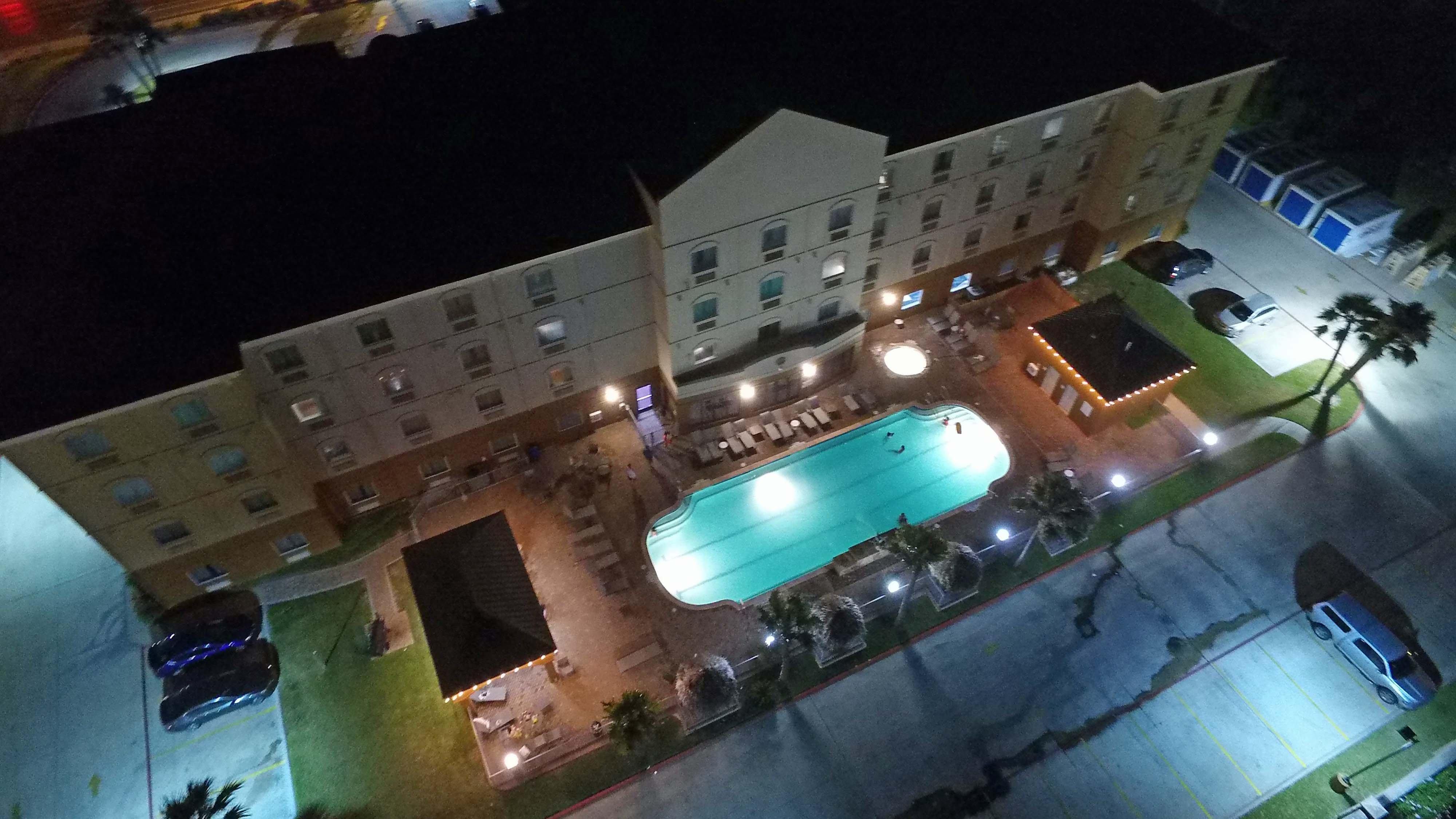 Holiday Inn Express Hotel And Suites South Padre Island, An Ihg Hotel Ngoại thất bức ảnh